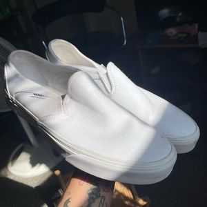 Women’s White Slip-on Vans